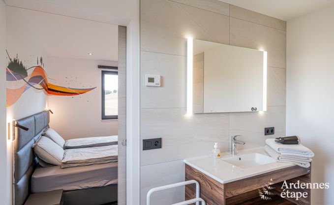 Villa de luxe avec piscine intrieure  Neufchteau pour 8 personnes, parfaite pour familles et couples