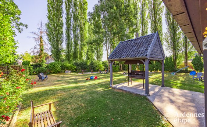 Maison de vacances  Ohey pour 15 personnes en Ardenne