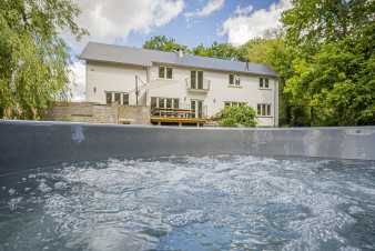 Villa de luxe pour 14 personnes à Ohey en Ardenne