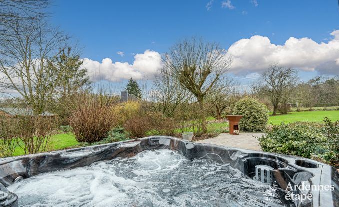 Villa de vacances  Ohey : sjour de luxe pour 10 personnes avec sauna, jacuzzi et jardin priv