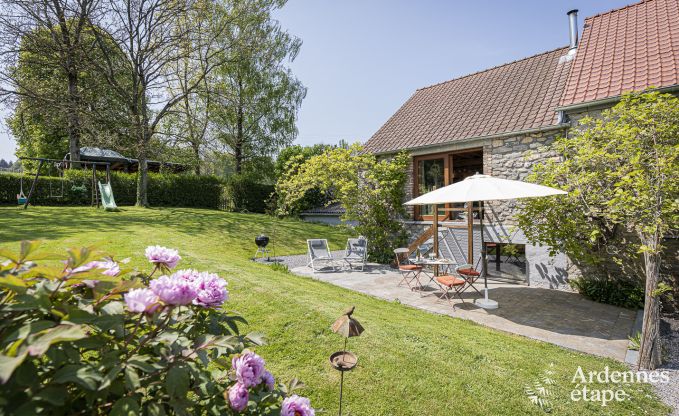 Maison de vacances avec tennis � Onhaye pour 2/3 personnes en Ardenne