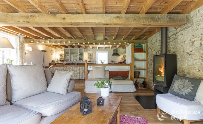 Maison de vacances avec tennis � Onhaye pour 2/3 personnes en Ardenne