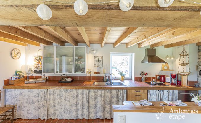 Maison de vacances avec tennis � Onhaye pour 2/3 personnes en Ardenne