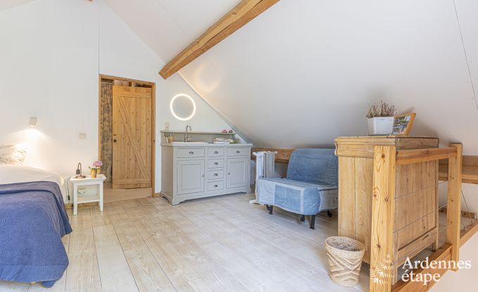 Maison de vacances avec tennis � Onhaye pour 2/3 personnes en Ardenne