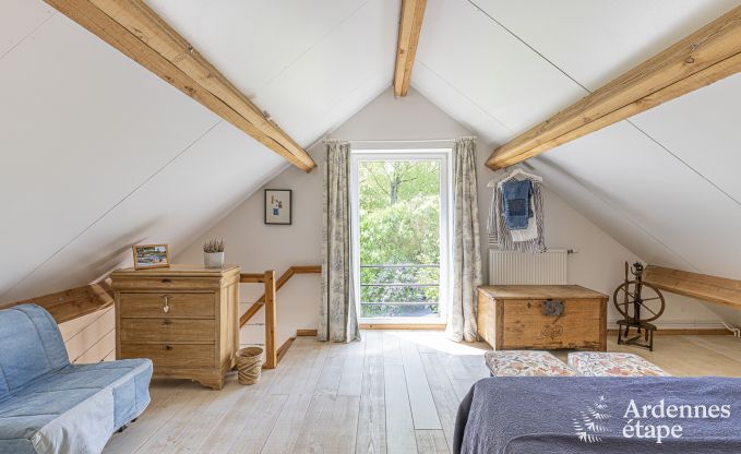 Maison de vacances avec tennis � Onhaye pour 2/3 personnes en Ardenne