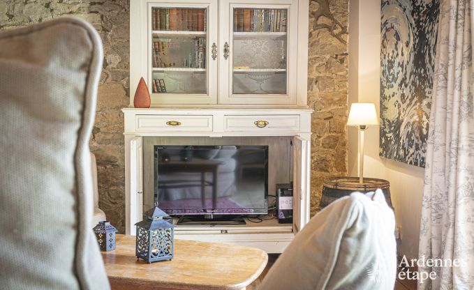 Maison de vacances avec tennis � Onhaye pour 2/3 personnes en Ardenne