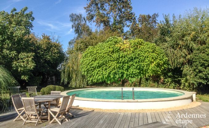 Charmante maison de vacances pour 2 personnes avec piscine intérieure à Oteppe.