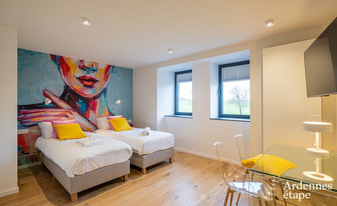 Chteau de luxe pour 30 personnes  Ouffet avec 14 chambres, 12 salles de bains, piscine intrieure, sauna et jardin priv