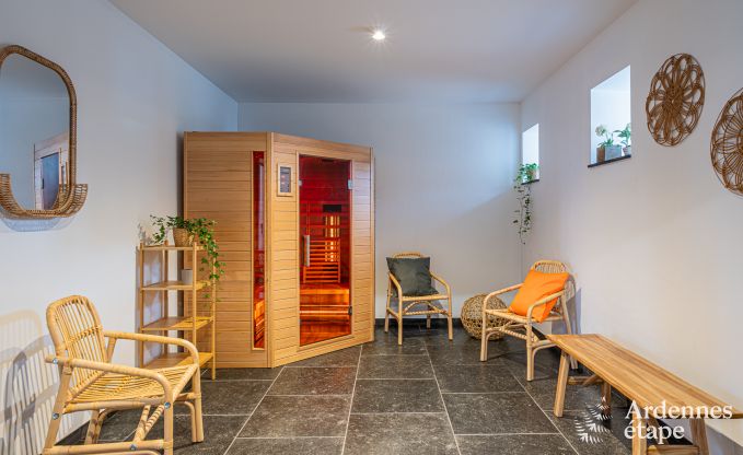 Chteau de luxe pour 30 personnes  Ouffet avec 14 chambres, 12 salles de bains, piscine intrieure, sauna et jardin priv