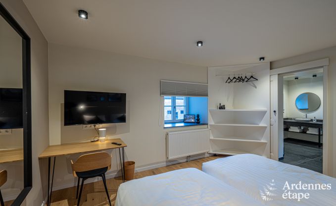 Chteau de luxe pour 30 personnes  Ouffet avec 14 chambres, 12 salles de bains, piscine intrieure, sauna et jardin priv