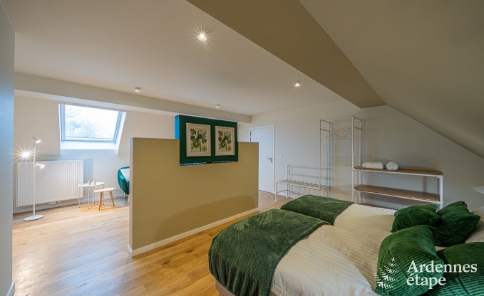 Ch�teau de luxe pour 30 personnes � Ouffet avec 14 chambres, 12 salles de bains, piscine int�rieure, sauna et jardin priv�