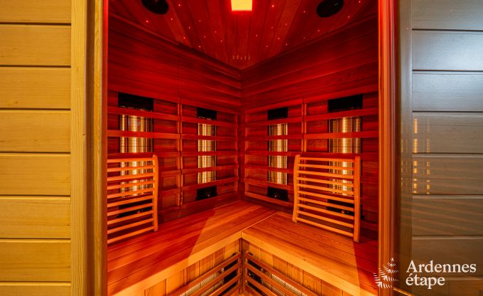 Ch�teau de luxe pour 30 personnes � Ouffet avec 14 chambres, 12 salles de bains, piscine int�rieure, sauna et jardin priv�