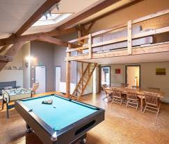 Maison de vacances à Ouffet pour 32 personnes en Ardenne