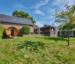 Maison de vacances spacieuse et moderne en pierre naturelle à Ovifat, Hautes Fagnes