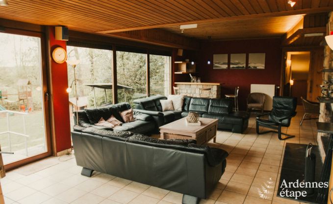 Villa 3,5 étoiles pour un séjour en groupe de 14 personnes à Ovifat