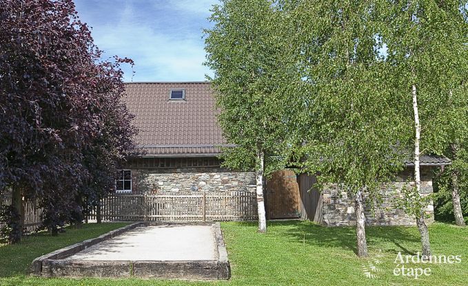 Chalet spacieux � Ovifat, Ardenne, 16 personnes, 8 chambres, 3 salles de bain, sauna, billard, jardin avec terrasse priv�e