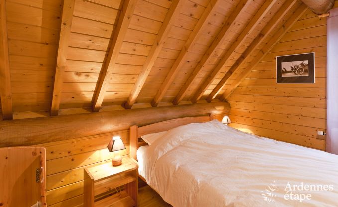 Chalet spacieux � Ovifat, Ardenne, 16 personnes, 8 chambres, 3 salles de bain, sauna, billard, jardin avec terrasse priv�e