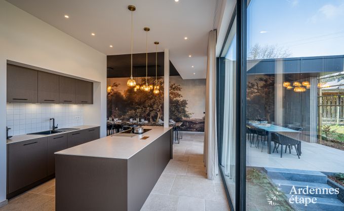 Maison de vacances moderne � Paliseul pour 14 personnes avec piscine et salle de jeux � Redu en Ardenne