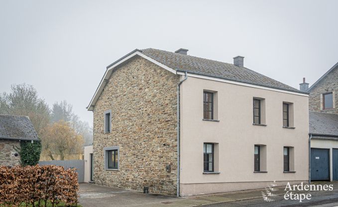 Location de charme pour 8 personnes  Paliseul : maison de vacances avec quipements de loisirs au cur de l'Ardenne
