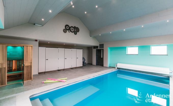 Maison de vacances avec piscine, wellness et jeux à Paliseul pour 14 personnes en Ardenne