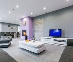 Maison de vacances avec piscine, wellness et jeux à Paliseul pour 14 personnes en Ardenne