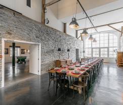 Villa de Luxe à Paliseul pour 26 personnes en Ardenne