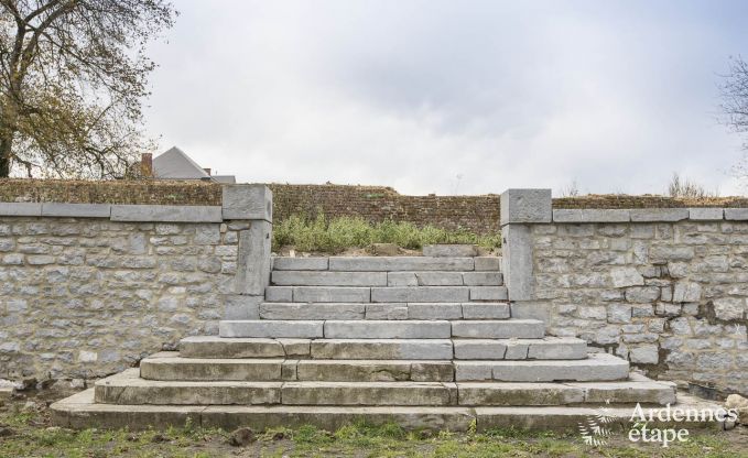 Ancien presbytre  Philippeville pour 12/14 personnes en Ardenne