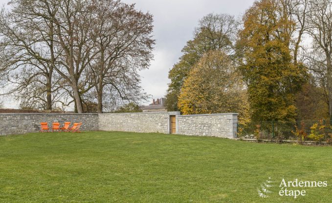 Ancien presbytre  Philippeville pour 12/14 personnes en Ardenne