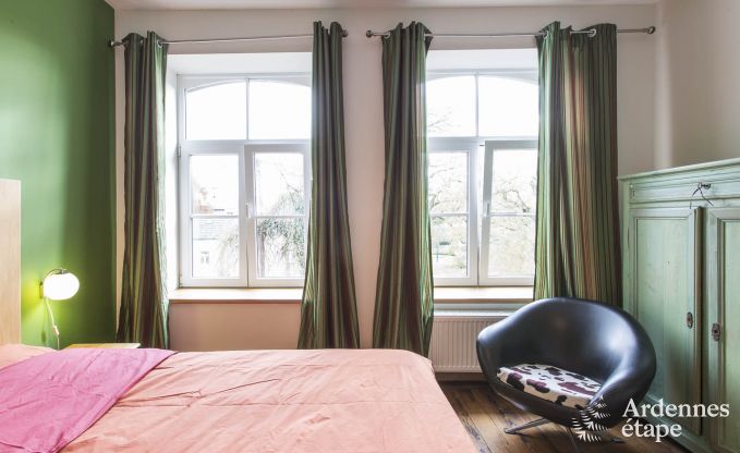 Ancien presbytre  Philippeville pour 12/14 personnes en Ardenne