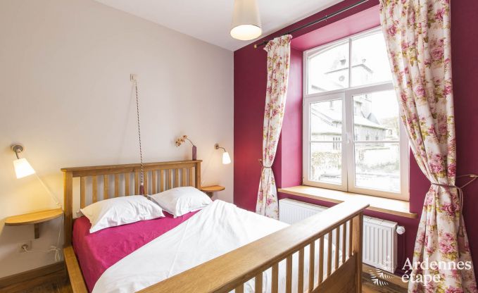 Ancien presbytre  Philippeville pour 12/14 personnes en Ardenne