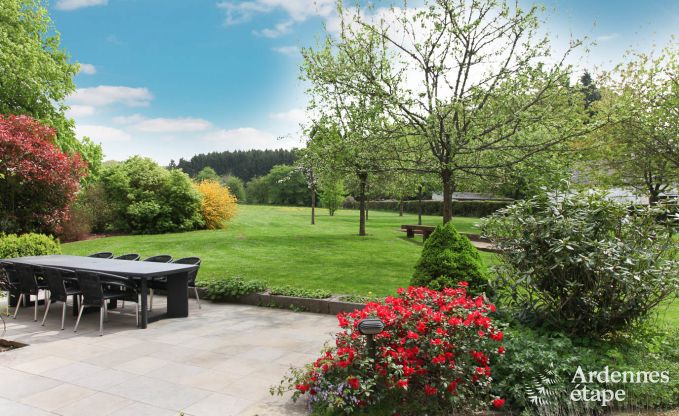 Maison de vacances typique des Ardennes avec grand jardin à louer à Redu