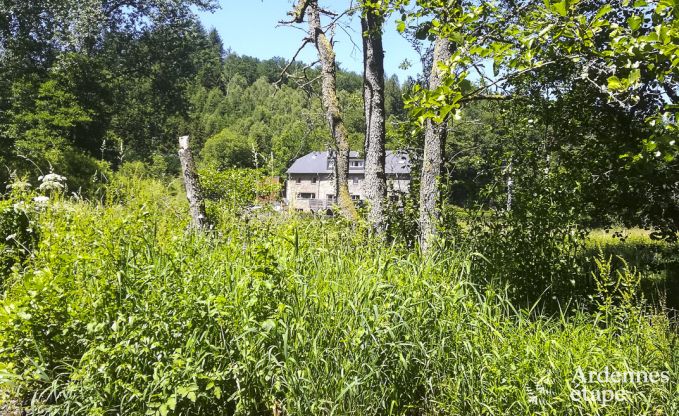 Belle maison de vacances pour 24 personnes à Redu en Ardenne