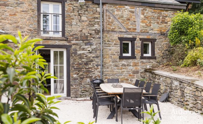 Maison de vacances avec jardin, barbecue et chemine  Redu, Ardenne