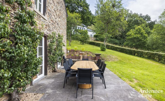 Maison de vacances avec jardin, barbecue et chemine  Redu, Ardenne