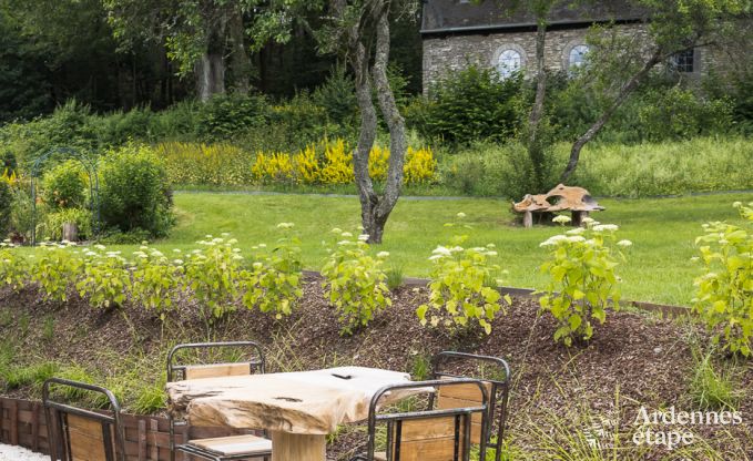 Maison de vacances avec jardin, barbecue et chemine  Redu, Ardenne