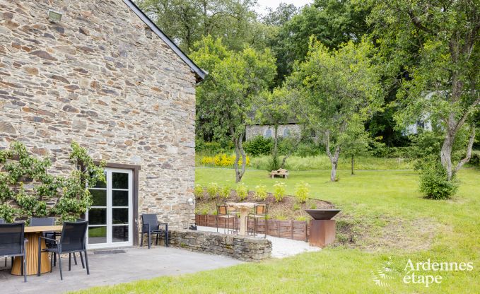 Maison de vacances avec jardin, barbecue et chemine  Redu, Ardenne