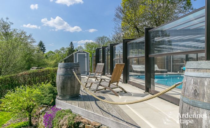 Villa haut de gamme  Redu, Ardenne, 9 personnes, piscine extrieure, sauna, hammam, jacuzzi intrieur et extrieur, jardin priv, quipements complets