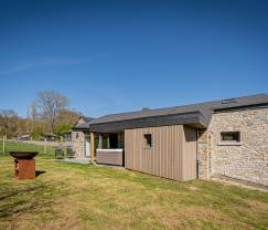 Charmante maison de vacances à Remouchamps : 8 personnes, jacuzzi, jardin privé, près de Côte de la Redoute