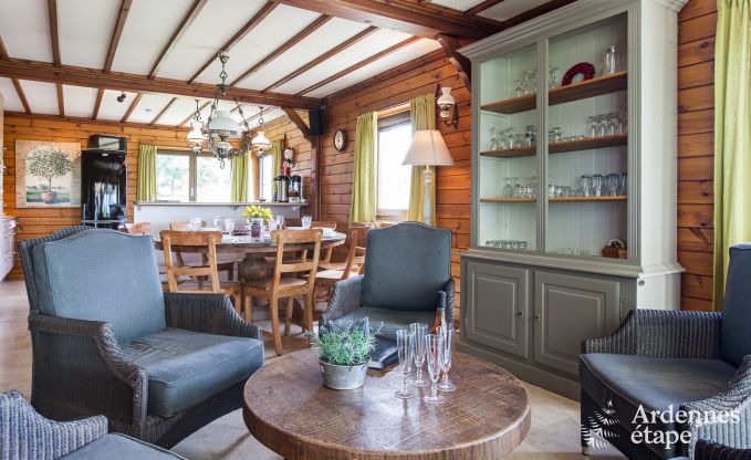 Maison chien admis pour 10 personnes  Rendeux