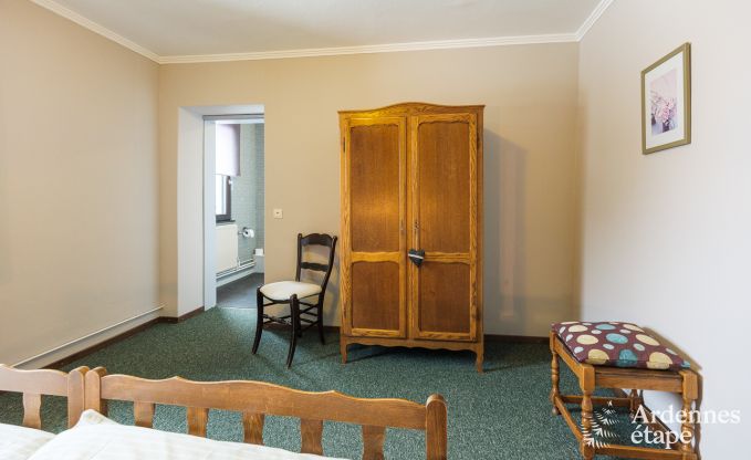 Confortable maison de vacances dans un ancien hotel à louer à Robertville