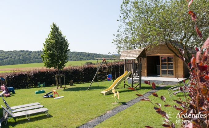 Maison de vacances  Rochefort pour 18 personnes en Ardenne