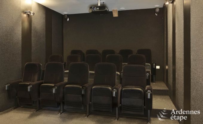 Maison de vacances  Rochefort pour 14 personnes en Ardenne