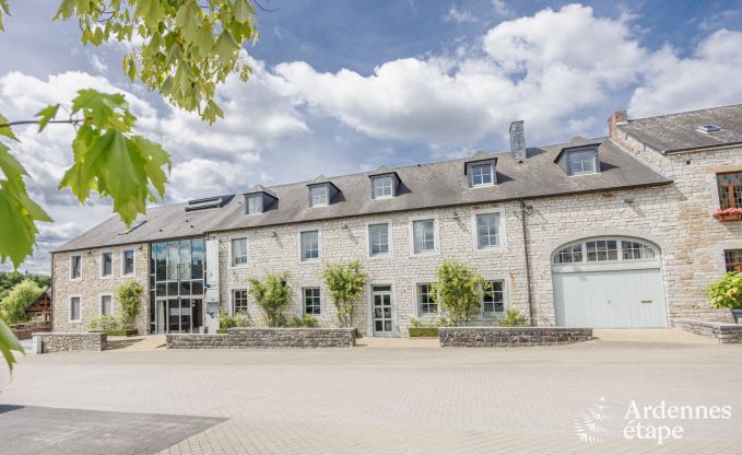 Villa de Luxe � Rochefort pour 28/30 personnes en Ardenne