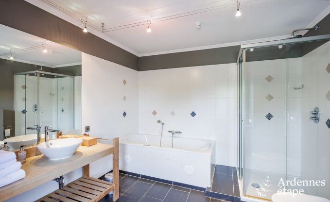 Villa de Luxe � Rochefort pour 20 personnes en Ardenne