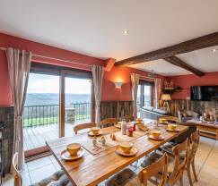Maison de vacances confortable à Rochehaut, en Ardenne.