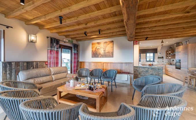 Maison de vacances spacieuse et confortable pour 16 personnes  Rochehaut, en Ardenne.
