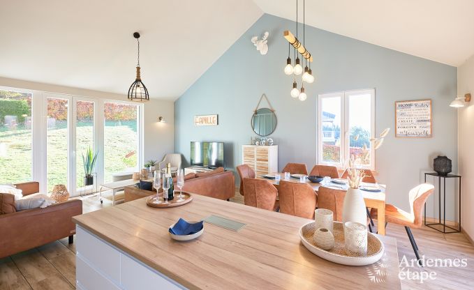 Moderne maison de vacances  Rochehaut en Ardenne