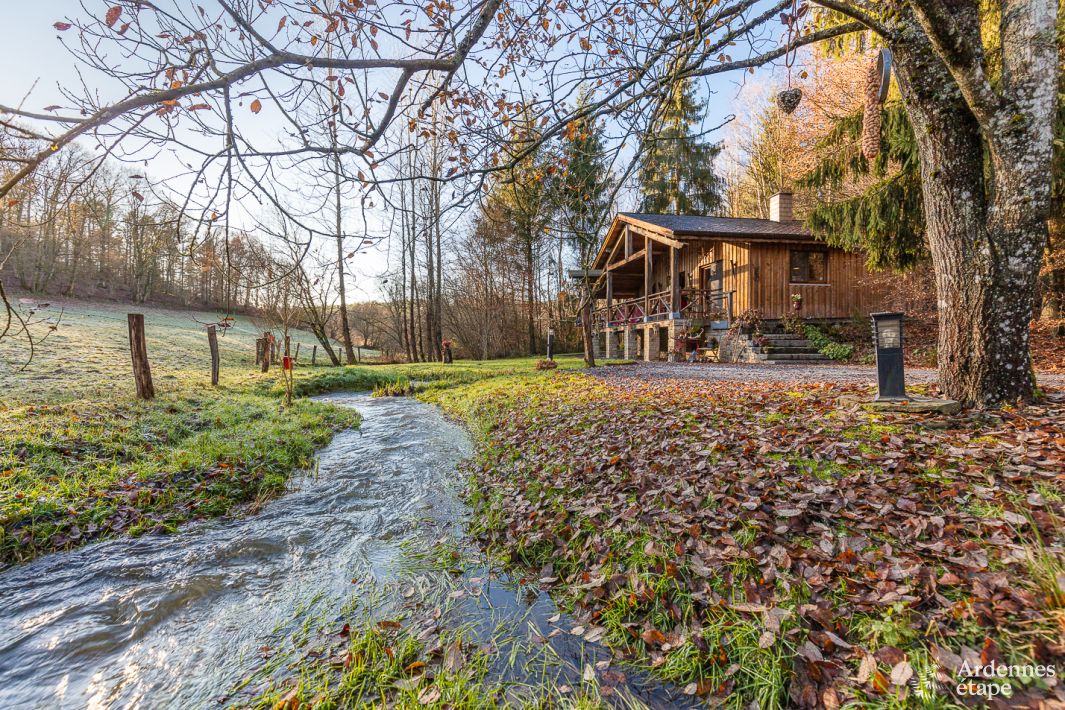 Chalet pour 2 au bord de l'eau à louer en Ardenne (SaintHubert)