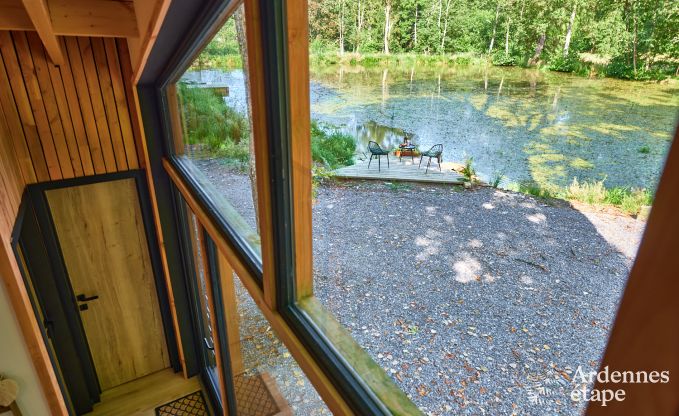 Chalet isol au bord d'un tang  Saint-Hubert, Ardenne