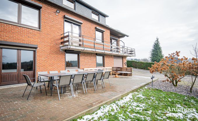 Maison de vacances spacieuse et tout confort  Saint-Hubert en Ardenne pour 12 personnes avec jardin priv et proche des activits touristiques